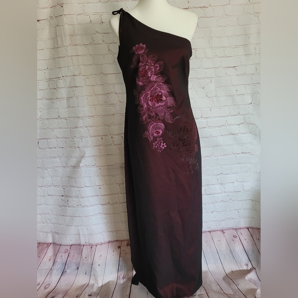 CDC One-Shoulder Formal Evening Gown, Burgundy, Size 8 Beautiful
